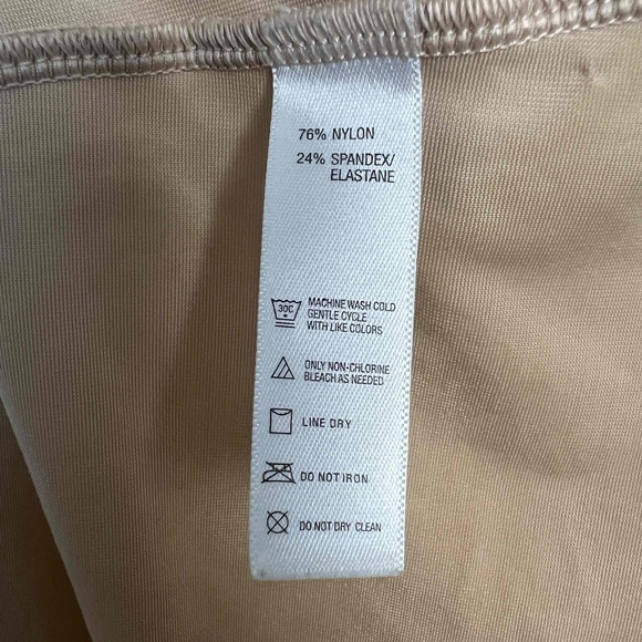 Spanx Simplicity Shapewear Slip Strapless Knee Length Neutral Size Small - Picture 8 of 10